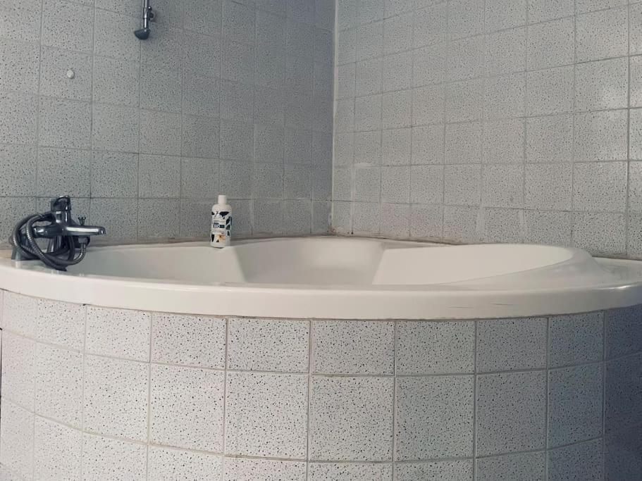 Appartement De Caractere Au Coeur Du Centre-Ville Montpellier Ngoại thất bức ảnh